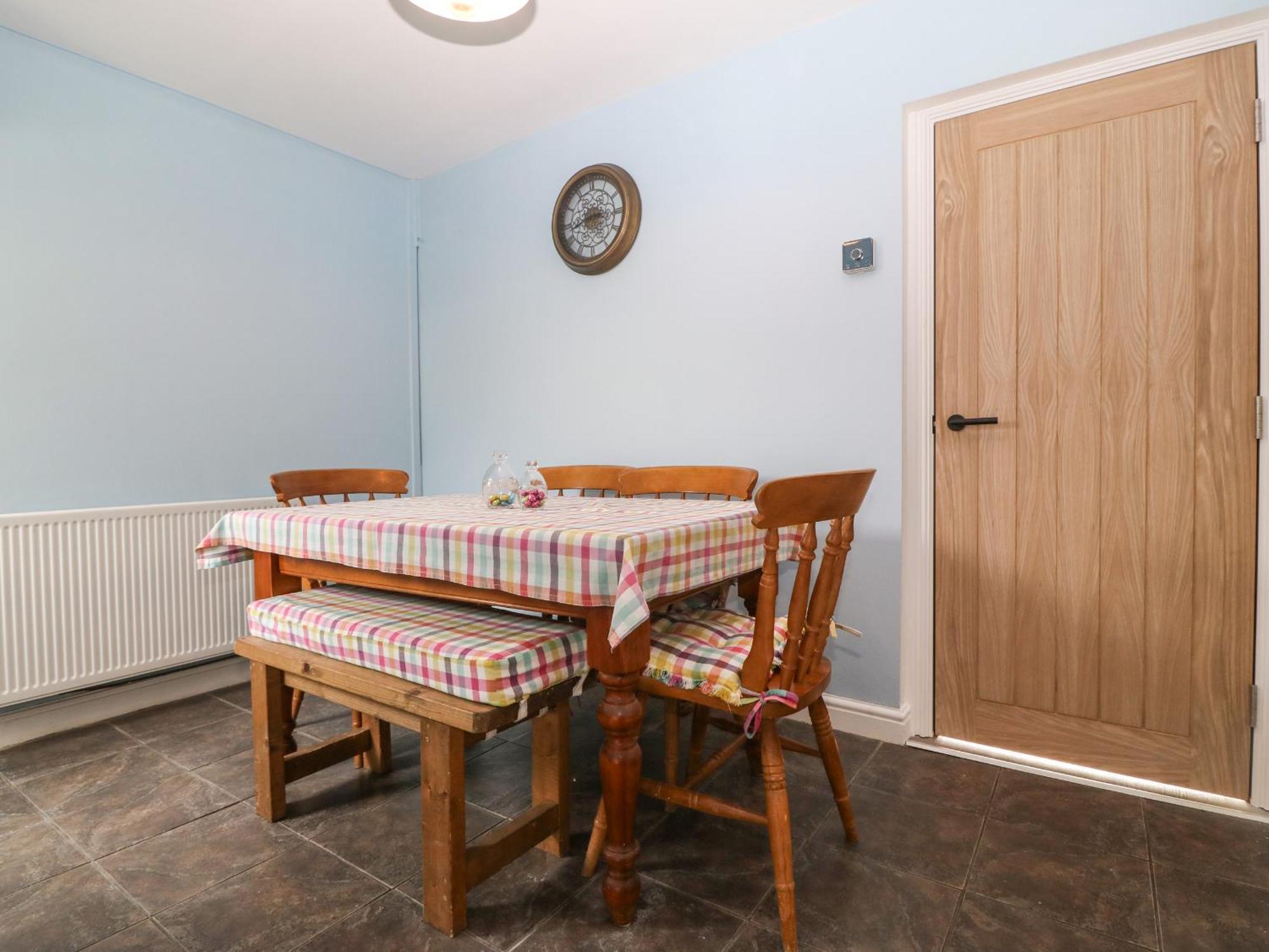 Platform 13 Railway Cottage Llandudno Junction Esterno foto